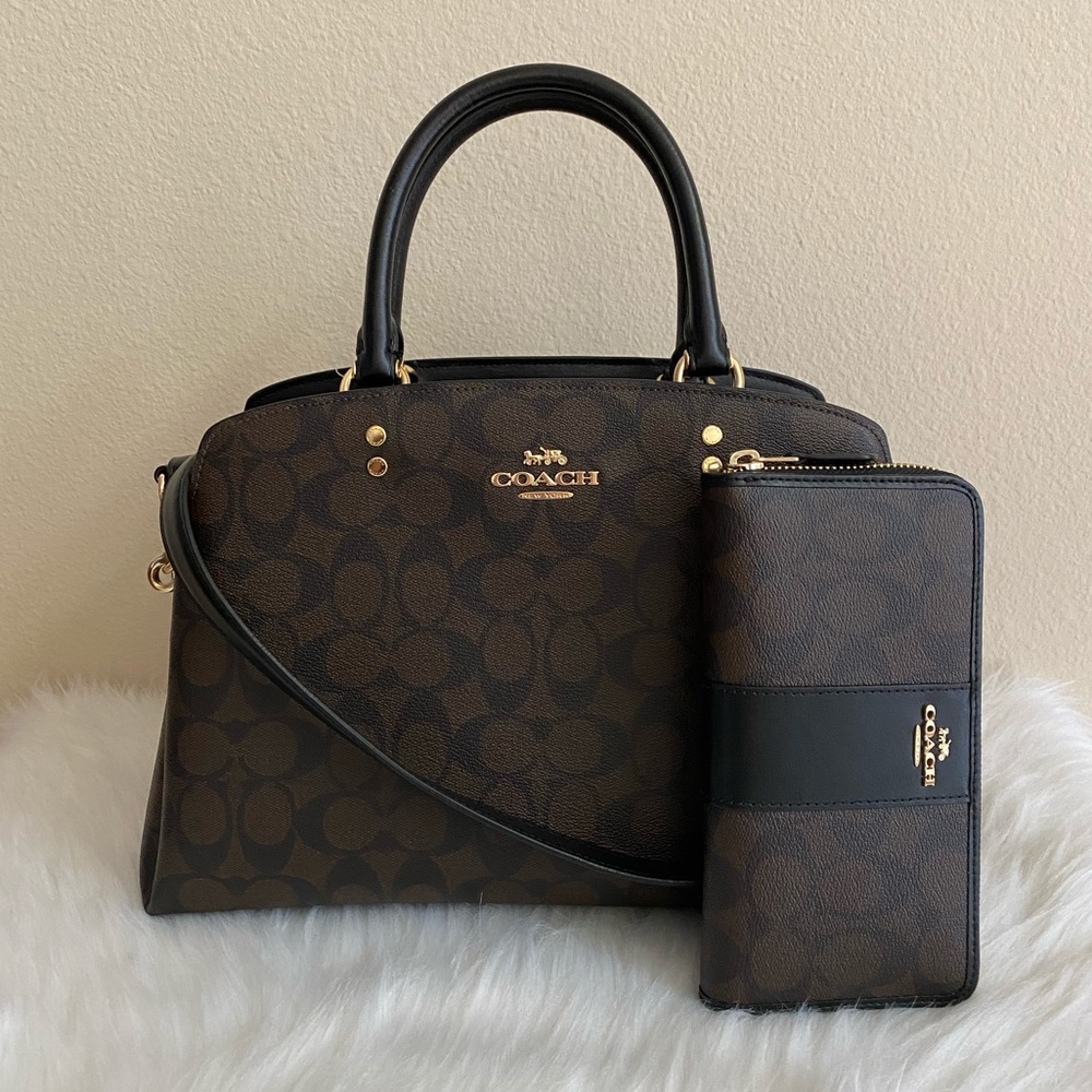 Coach purse and wallet set